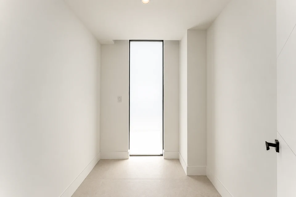 Espacio interior · Luz filtrada